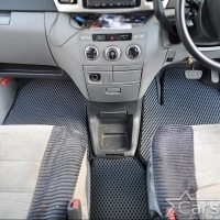 Автомобильные коврики EVA на Toyota Noah-Voxy I пр.руль (2001-2007)